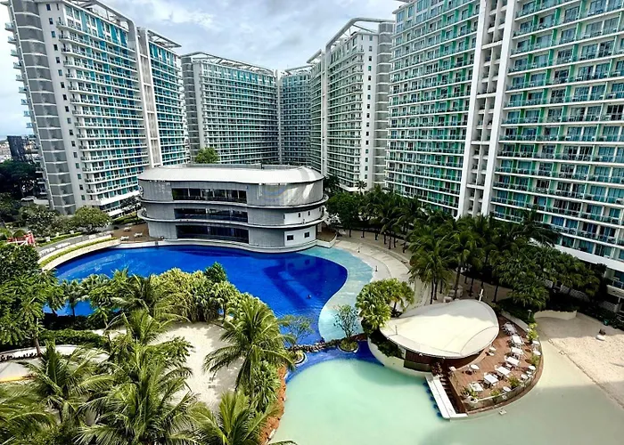 Hotel Cityscape Staycation By H&b